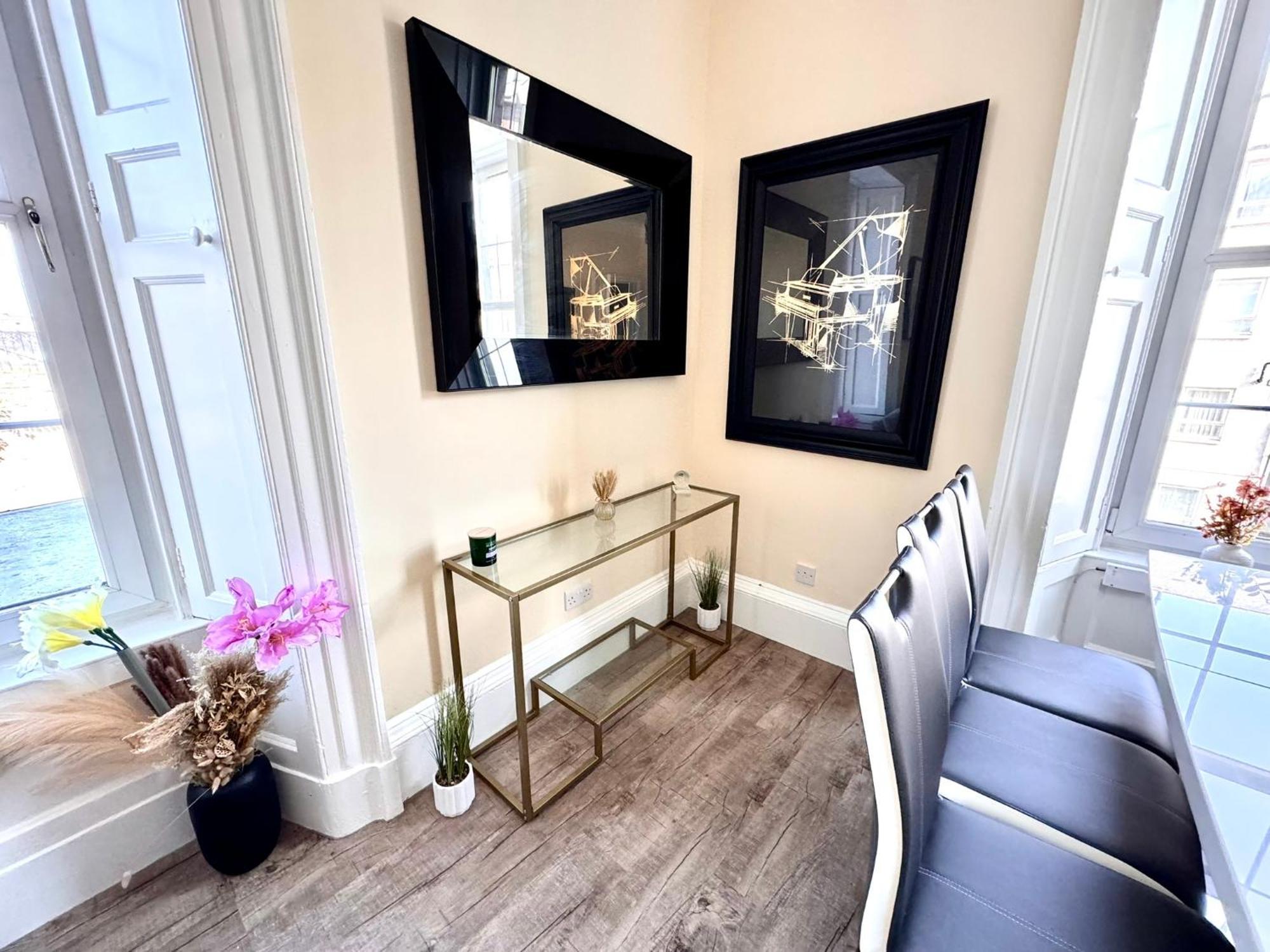 Georgian Luxury Apartment - Superfast Wifi - Parking Available Edinburgh Luaran gambar